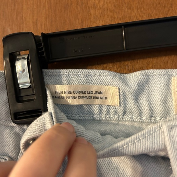 Universal Thread High Rise Curved Leg Jeans - Picture 5 of 6